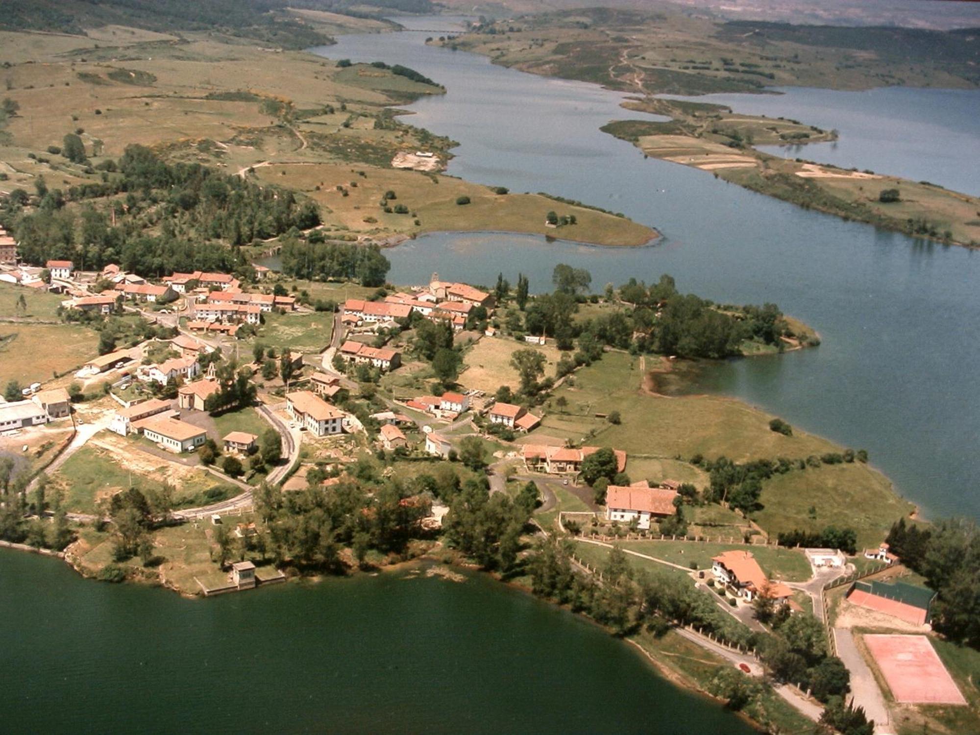 Vila La Casuca De Antoniooti Las Rozas de Valdearroyo Exteriér fotografie